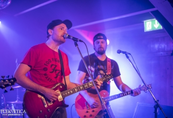 Glowing Shelter - Photo By Dänu