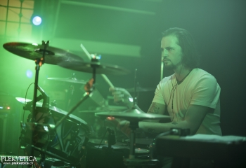 Glowing Shelter - Photo By Dänu