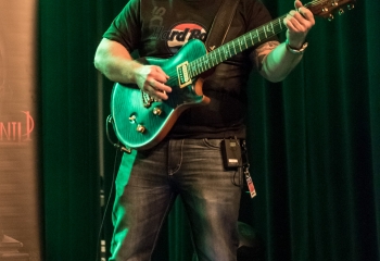 Green Labyrinth - Photo by Marc