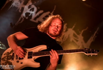 Heaven Shall Burn - Photo by Marc