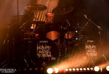 Heaven Shall Burn - Photo by Marc