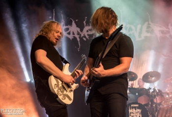 Heaven Shall Burn - Photo by Marc