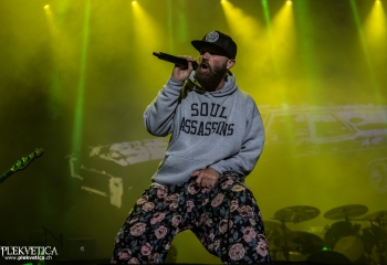 Limp Bizkit - Photo by Marc