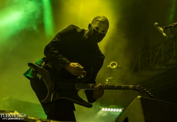 Limp Bizkit - Photo by Marc