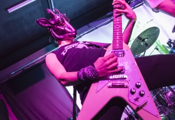 MILKING THE GOATMACHINE - Photo By Dänu