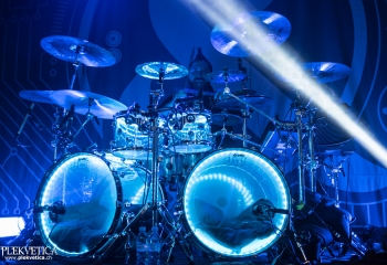 Of Mice & Men - Photo by Marc