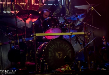 Omophagia - Photo by Marc