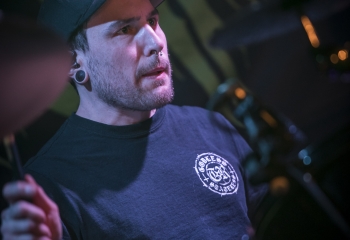 Oral Fistfuck - Photo By Dänu