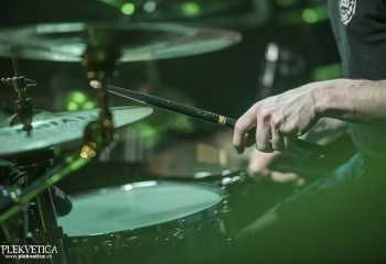 Oral Fistfuck - Photo By Dänu