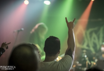 Oral Fistfuck - Photo By Dänu