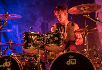 Scarlet Riot - Photo by Marc