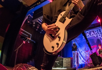 Scarlet Riot - Photo by Marc