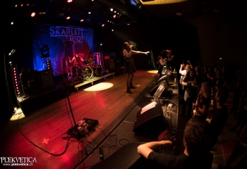 Scarlet Riot - Photo by Marc