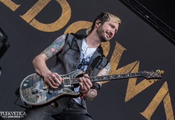 Shinedown -  Photo by Marc