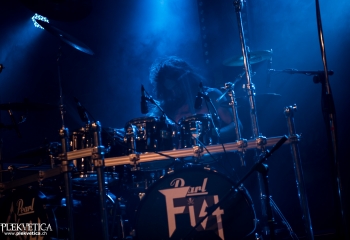 Skull Fist - Photo by Marc