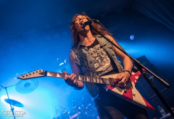 Skull Fist - Photo by Marc