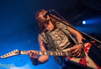 Skull Fist - Photo by Marc