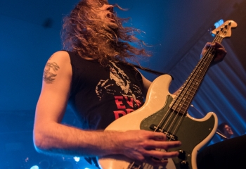 Skull Fist - Photo by Marc