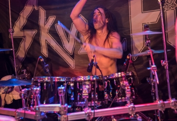 Skull Fist - Photo by Marc