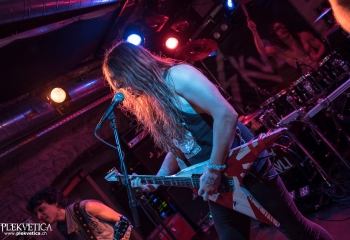 Skull Fist - Photo by Marc