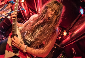 Skull Fist - Photo by Marc