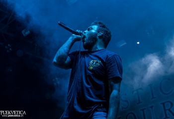 Stick To Your Guns - Photo by Marc