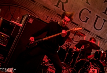 Stick To Your Guns - Photo by Marc