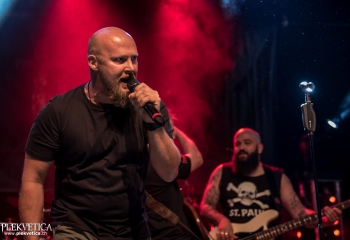 tHOLA - Photo by Marc