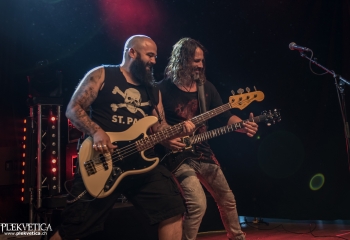 tHOLA - Photo by Marc