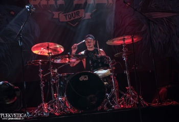 Thousand Below - Photo by Marc