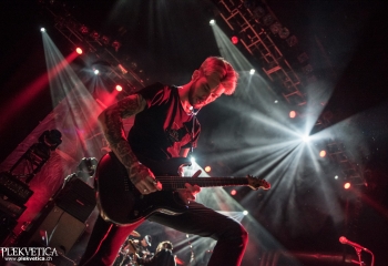 Thousand Below - Photo by Marc