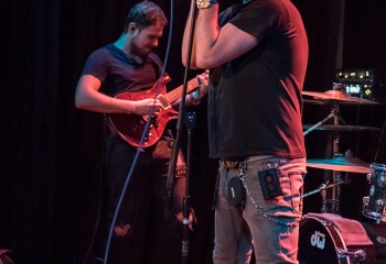 White Walls - Photo by Marc