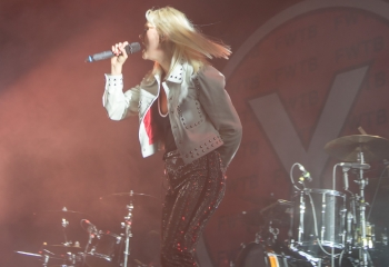 Yonaka  - Photo by Marc