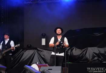 77 Bombay Street -  Photo By Peti