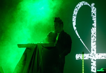 Alienare -  Photo By Peti