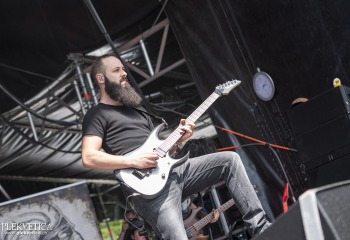 Almøst Human - Photo By Dänu