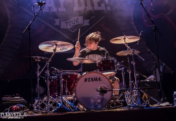 Alpha Wolf - Photo by Marc