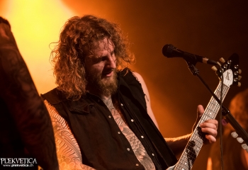 Angry Again - Photo by Nati