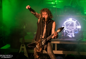 Angry Again - Photo by Nati