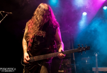 Angry Again - Photo by Nati