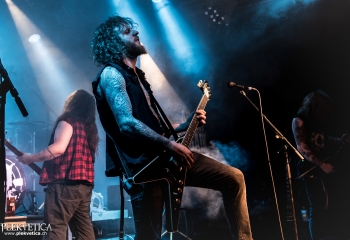 Angry Again - Photo by Nati