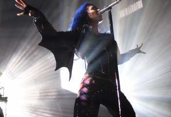 Arch Enemy -  Photo By Peti