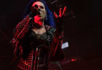 Arch Enemy -  Photo By Peti