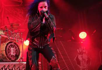 Arch Enemy -  Photo By Peti