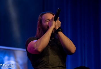 Atlas & Axis - Photo by Nati