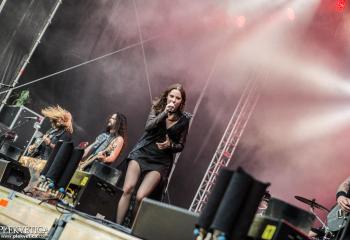 Beyond the Black - Photo by Eylül