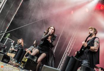 Beyond the Black - Photo by Eylül