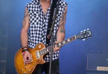 Call Me Peter -  Photo By Peti