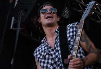 Call Me Peter -  Photo By Peti