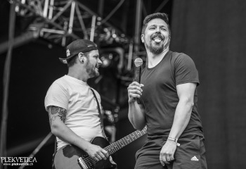 Chelsea Deadbeat Combo - Photo By Dänu